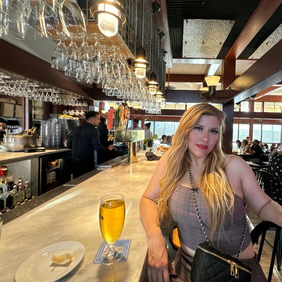 monicabazan185